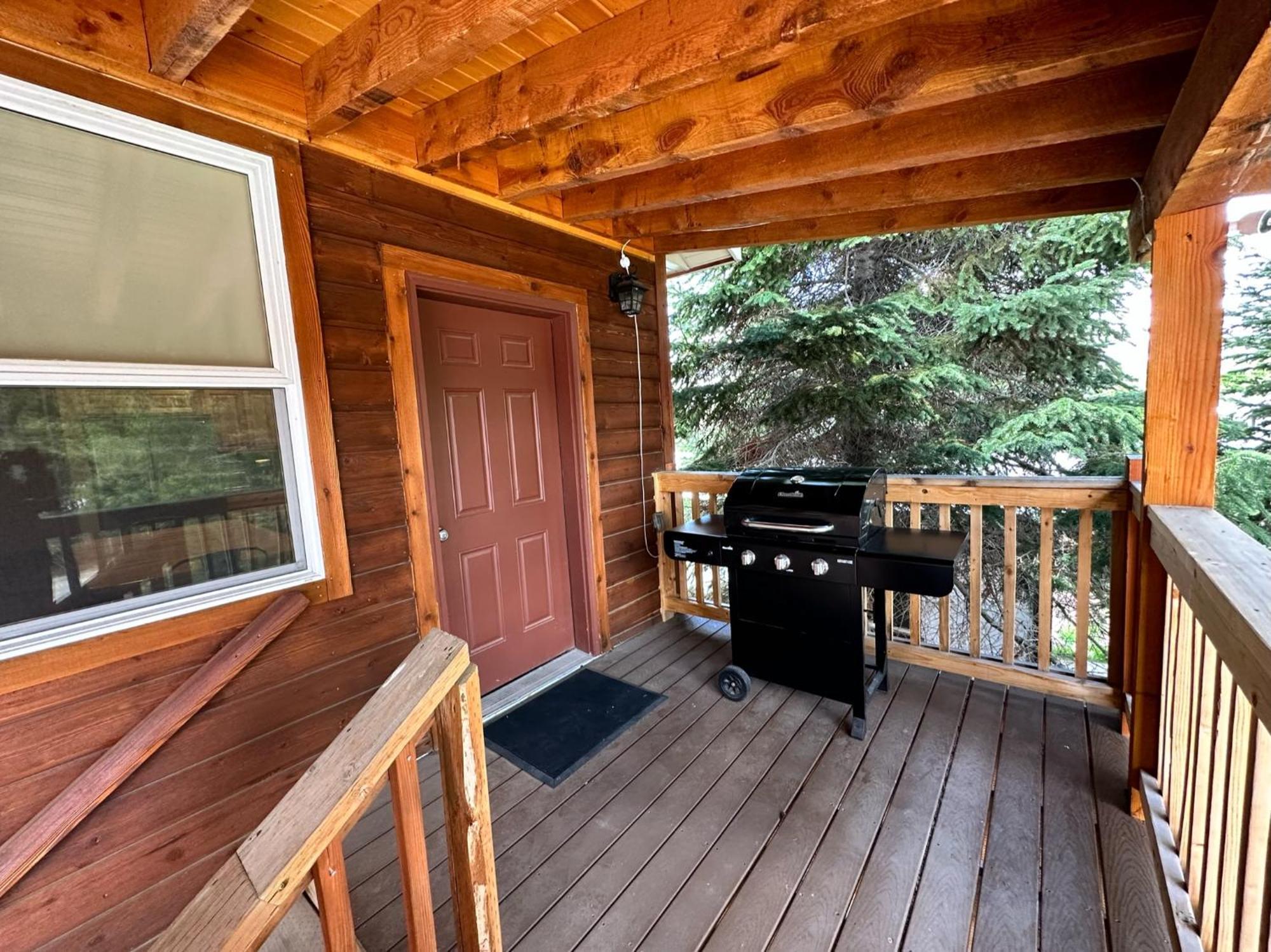 ווסט ילוסטון Yellowstone Cabins And Rv מראה חיצוני תמונה