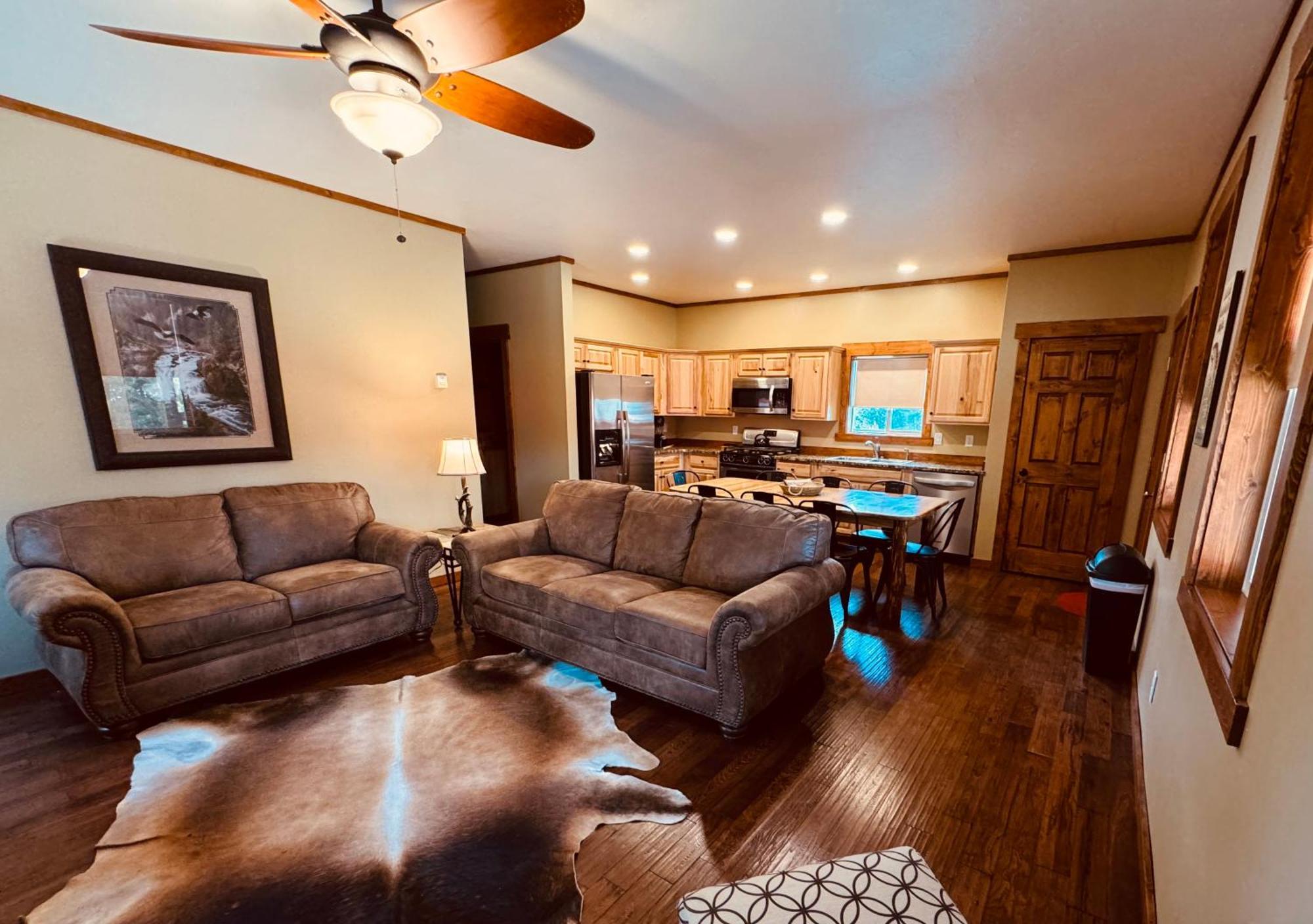 ווסט ילוסטון Yellowstone Cabins And Rv מראה חיצוני תמונה